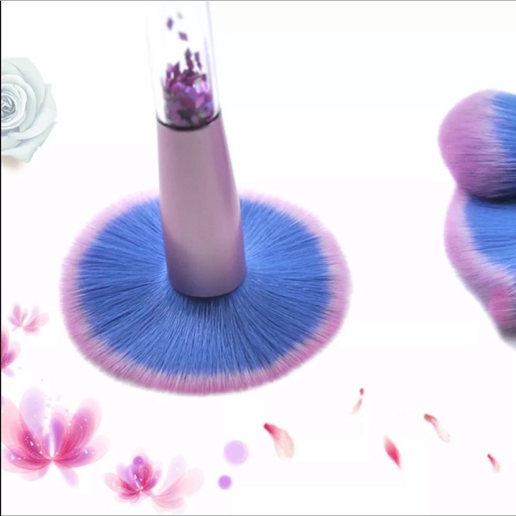 Glitter filled makeup brush set - Picture 6 of 6